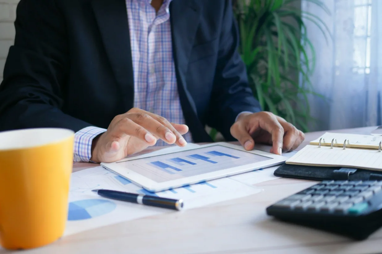 From Quantitative Finance to Causal Decision-Making: Why Consumer Brands Need a New Kind of Decision Engine